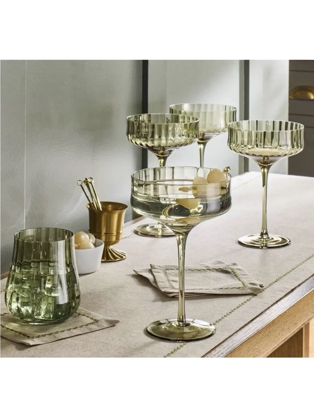 **Set of 4** 12oz Coupe Margarita Glasses Green Hearth & Hand with Magnolia NEW